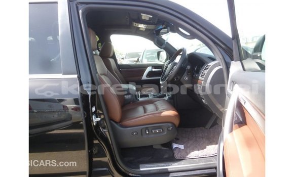 Buy Import Toyota Land Cruiser Black Car in Import - Dubai in Belait Buy Import Toyota Land Cruiser Black Car in Import - Dubai in Belait