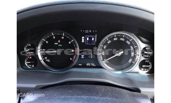 Buy Import Toyota Land Cruiser White Car in Import - Dubai in Belait Buy Import Toyota Land Cruiser White Car in Import - Dubai in Belait