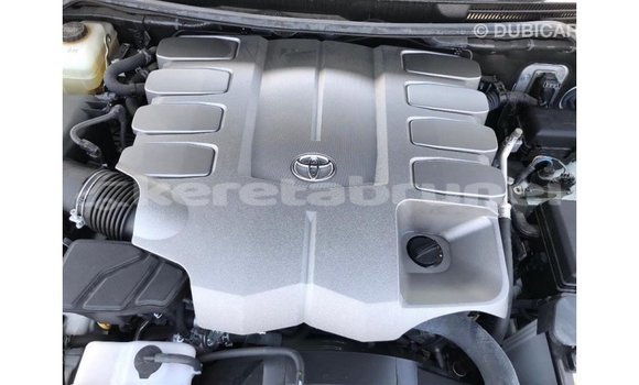 Buy Import Toyota Land Cruiser White Car in Import - Dubai in Belait Buy Import Toyota Land Cruiser White Car in Import - Dubai in Belait