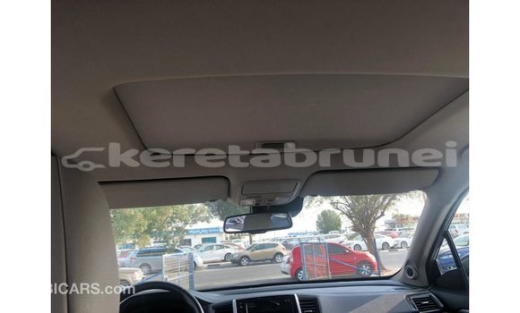 Buy Import Honda Pilot Black Car in Import - Dubai in Belait Buy Import Honda Pilot Black Car in Import - Dubai in Belait