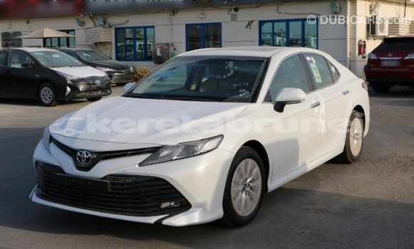 Buy Import Toyota Camry White Car in Import - Dubai in Belait Buy Import Toyota Camry White Car in Import - Dubai in Belait