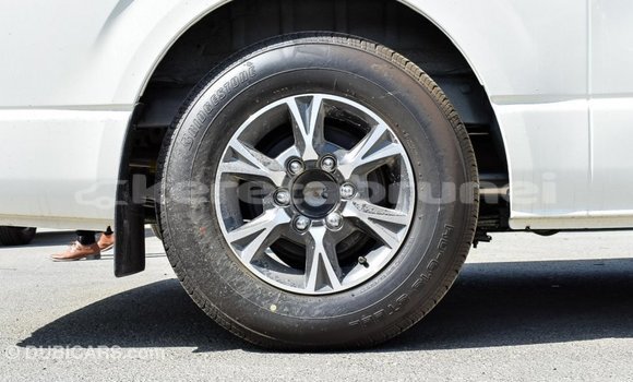 Buy Import Toyota Hiace White Car in Import - Dubai in Belait Buy Import Toyota Hiace White Car in Import - Dubai in Belait