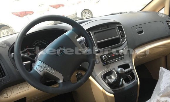 Buy Import Hyundai Accent White Car in Import - Dubai in Belait Buy Import Hyundai Accent White Car in Import - Dubai in Belait