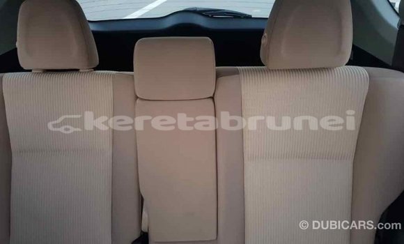 Buy Import Toyota HiAce Red Truck in Import - Dubai in Belait Buy Import Toyota HiAce Red Truck in Import - Dubai in Belait