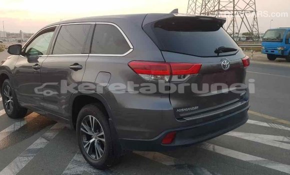 Buy Import Toyota Highlander Other Car in Import - Dubai in Belait Buy Import Toyota Highlander Other Car in Import - Dubai in Belait