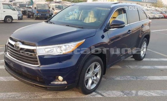 Buy Import Toyota Highlander Blue Car in Import - Dubai in Belait Buy Import Toyota Highlander Blue Car in Import - Dubai in Belait