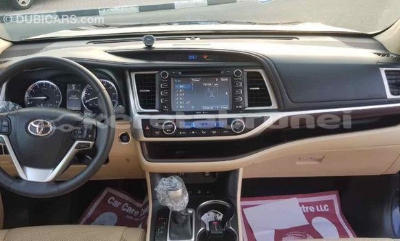Buy Import Toyota Highlander Blue Car in Import - Dubai in Belait Buy Import Toyota Highlander Blue Car in Import - Dubai in Belait