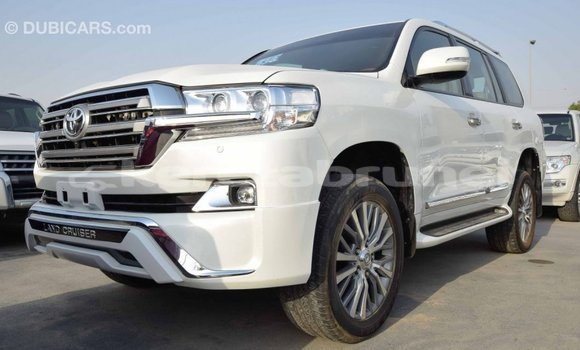 Buy Import Toyota Land Cruiser White Car in Import - Dubai in Belait Buy Import Toyota Land Cruiser White Car in Import - Dubai in Belait