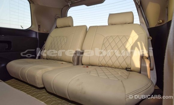 Buy Import Toyota Land Cruiser White Car in Import - Dubai in Belait Buy Import Toyota Land Cruiser White Car in Import - Dubai in Belait