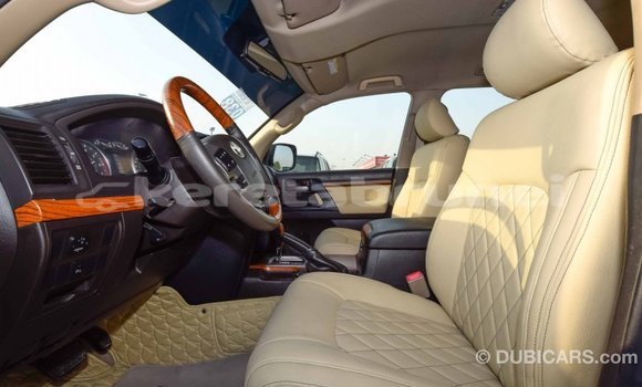 Buy Import Toyota Land Cruiser White Car in Import - Dubai in Belait Buy Import Toyota Land Cruiser White Car in Import - Dubai in Belait