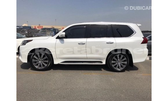 Buy Import Lexus LX White Car in Import - Dubai in Belait Buy Import Lexus LX White Car in Import - Dubai in Belait