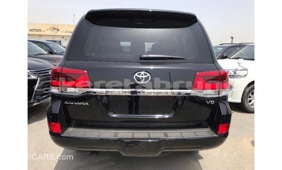 Buy Import Toyota Land Cruiser Black Car in Import - Dubai in Belait Buy Import Toyota Land Cruiser Black Car in Import - Dubai in Belait