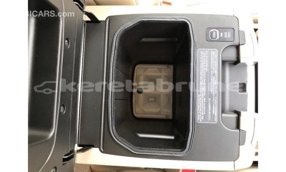 Buy Import Toyota Land Cruiser Black Car in Import - Dubai in Belait Buy Import Toyota Land Cruiser Black Car in Import - Dubai in Belait