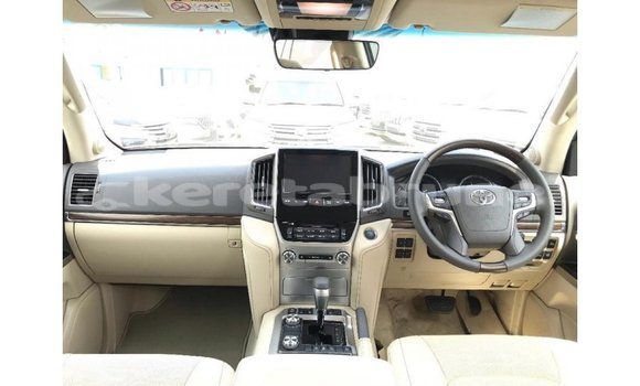 Buy Import Toyota Land Cruiser Black Car in Import - Dubai in Belait Buy Import Toyota Land Cruiser Black Car in Import - Dubai in Belait