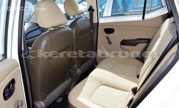 Buy Import Hyundai i10 White Car in Import - Dubai in Belait Buy Import Hyundai i10 White Car in Import - Dubai in Belait