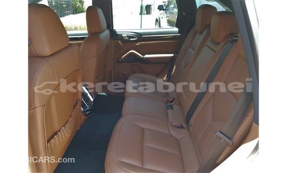 Buy Import Porsche Cayenne White Car in Import - Dubai in Belait Buy Import Porsche Cayenne White Car in Import - Dubai in Belait