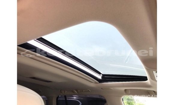 Buy Import Toyota Land Cruiser White Car in Import - Dubai in Belait Buy Import Toyota Land Cruiser White Car in Import - Dubai in Belait