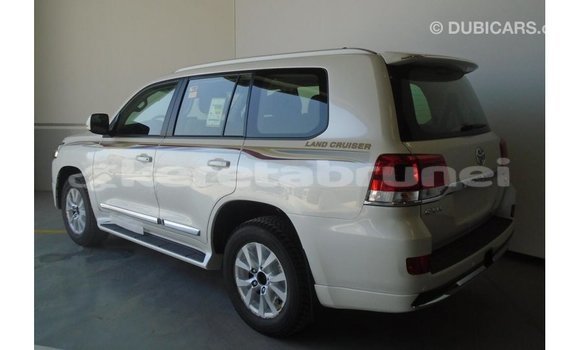 Buy Import Toyota Land Cruiser White Car in Import - Dubai in Belait Buy Import Toyota Land Cruiser White Car in Import - Dubai in Belait