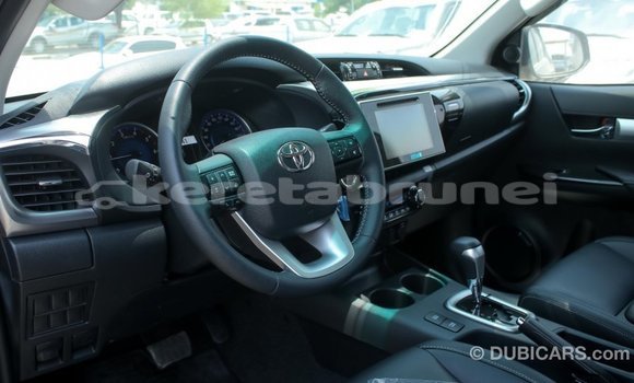 Buy Import Toyota Hilux Black Car in Import - Dubai in Belait Buy Import Toyota Hilux Black Car in Import - Dubai in Belait