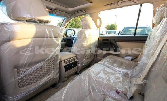 Buy Import Toyota Land Cruiser Black Car in Import - Dubai in Belait Buy Import Toyota Land Cruiser Black Car in Import - Dubai in Belait