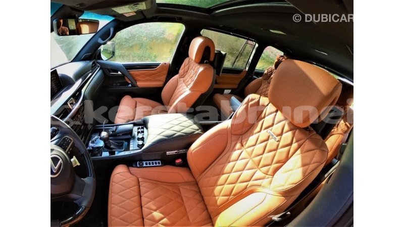 Big with watermark b5f1a21c f4d0 427a a99f 6a21be8f30c0