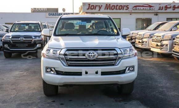 Buy Import Toyota Land Cruiser White Car in Import - Dubai in Belait Buy Import Toyota Land Cruiser White Car in Import - Dubai in Belait