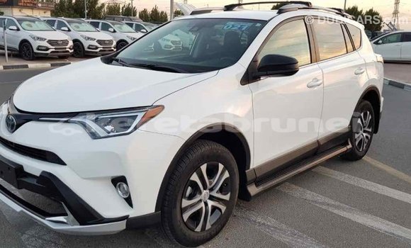 Buy Import Toyota RAV4 White Car in Import - Dubai in Belait Buy Import Toyota RAV4 White Car in Import - Dubai in Belait