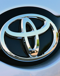 Thumb toyota one
